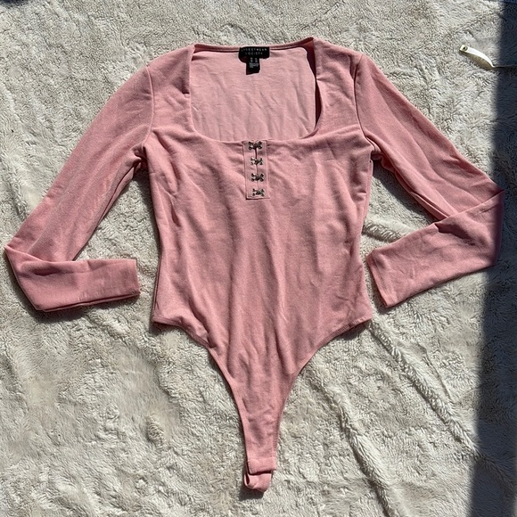 Streetwear Society Pink Hook Front Bodysuit | Y2K Long Sleeve Size XL - Picture 1 of 7